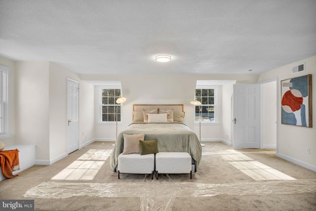 1059 HILLSIDE DR, York, PA 17403