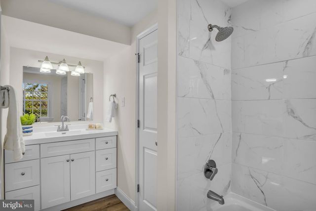 1059 HILLSIDE DR, York, PA 17403