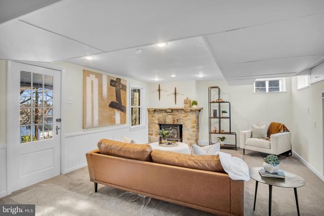 1059 HILLSIDE DR, York, PA 17403