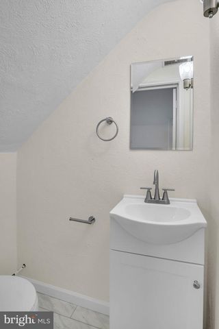 1059 HILLSIDE DR, York, PA 17403