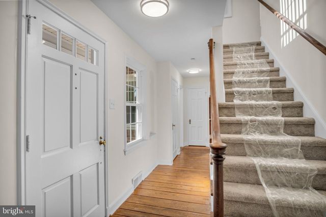 1059 HILLSIDE DR, York, PA 17403