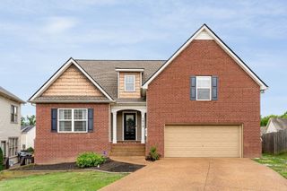 1810 Baslia Ln, Spring Hill, TN 37174