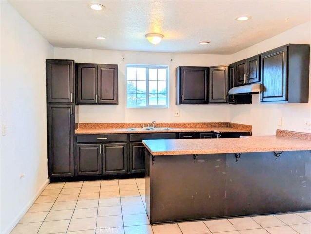 357 W WOODCREST ST., Rialto, CA 92376