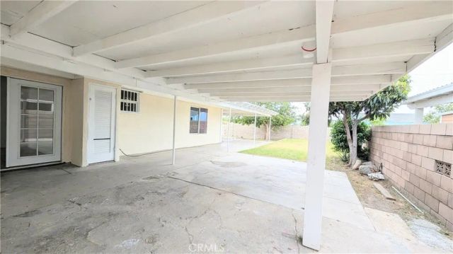 357 W WOODCREST ST., Rialto, CA 92376