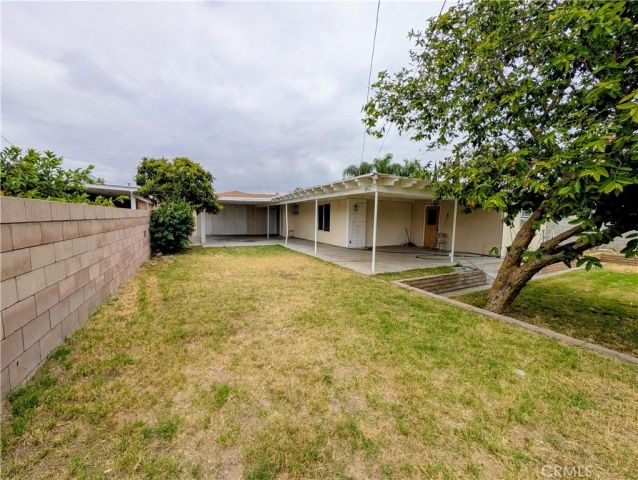 357 W WOODCREST ST., Rialto, CA 92376