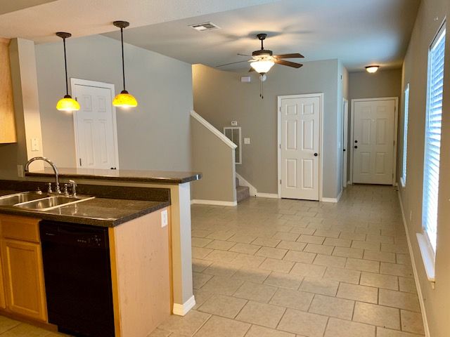 2006 Azlin Place B, Siloam Springs, AR 72761