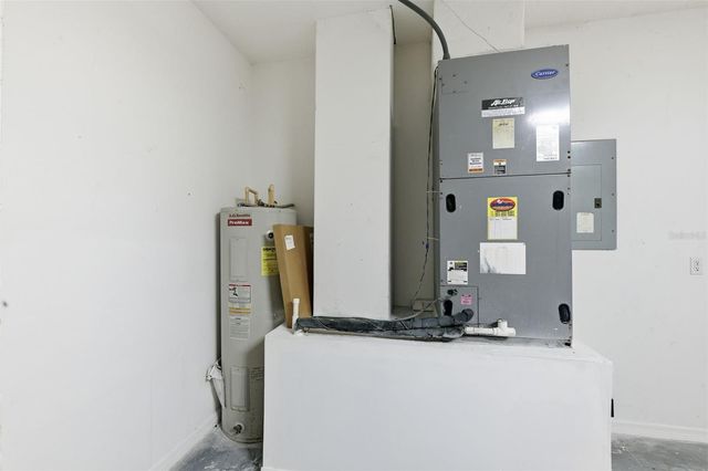 2061 CEDAR PARK LANE, Orlando, FL 32824