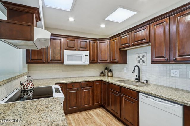 13001 N 100TH Avenue, Sun City, AZ 85351