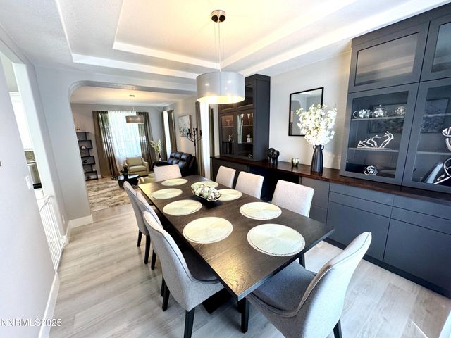 6726 Runnymede Drive, Sparks, NV 89436