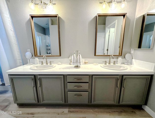 6726 Runnymede Drive, Sparks, NV 89436