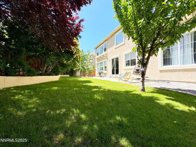 6726 Runnymede Drive, Sparks, NV 89436