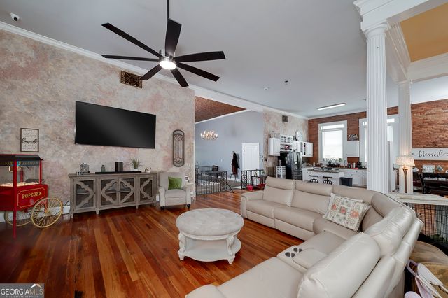 113 N Jefferson Avenue, Eatonton, GA 31024