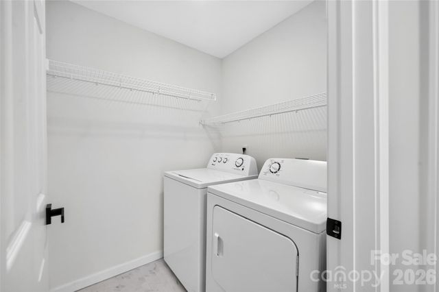 126 39th Avenue Court NW, Hickory, NC 28601