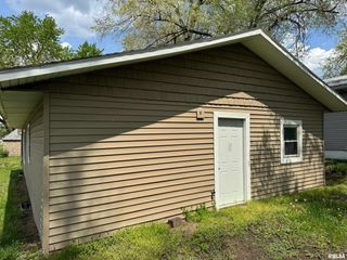 231 COOPER Street, Pekin, IL 61554