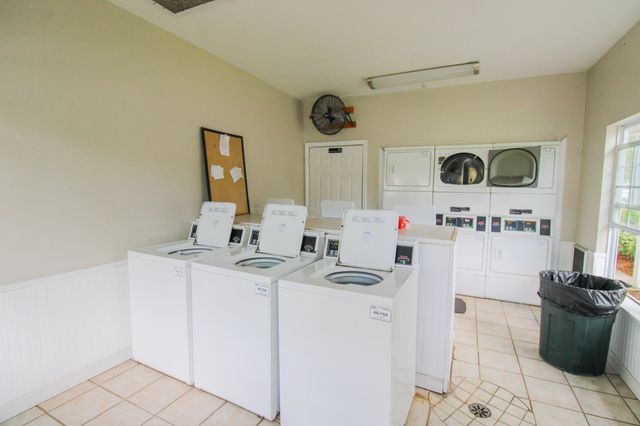 2494 Etiwan Drive 3c, Charleston, SC 29414