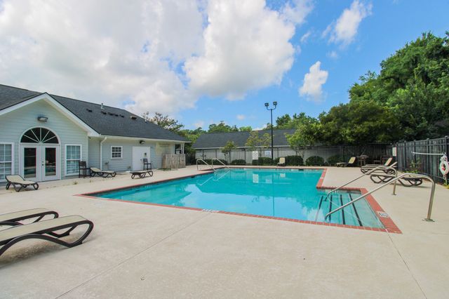 2494 Etiwan Drive 3c, Charleston, SC 29414