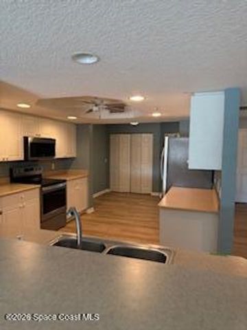 8931 Lake Drive 302, Cape Canaveral, FL 32920