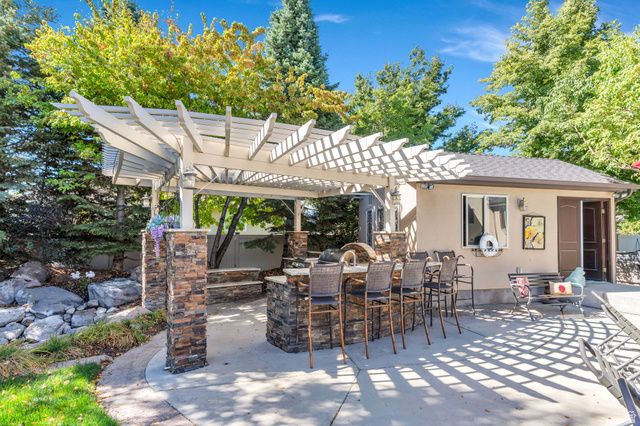 10365 N 6960 W, Highland, UT 84003