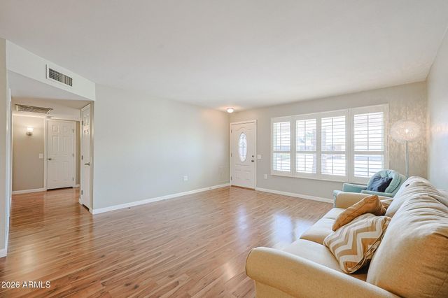 17411 N HITCHING POST Drive, Sun City, AZ 85373
