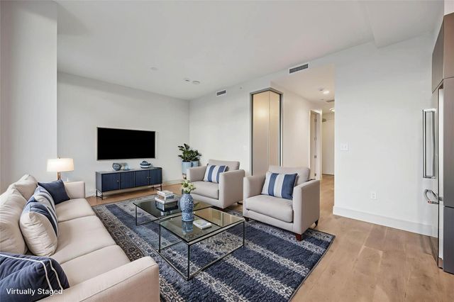 222 West Ave 2804, Austin, TX 78701