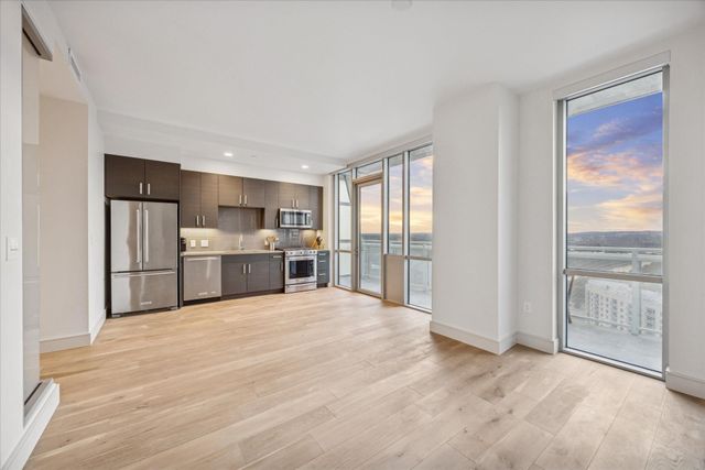 222 West Ave 2804, Austin, TX 78701