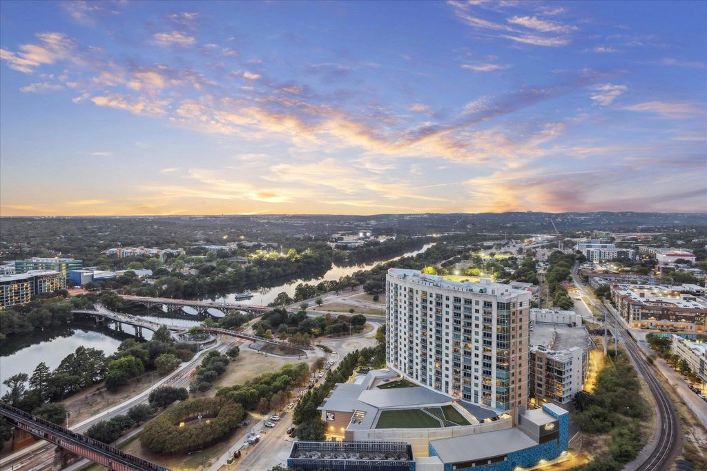 222 West Ave 2804, Austin, TX 78701