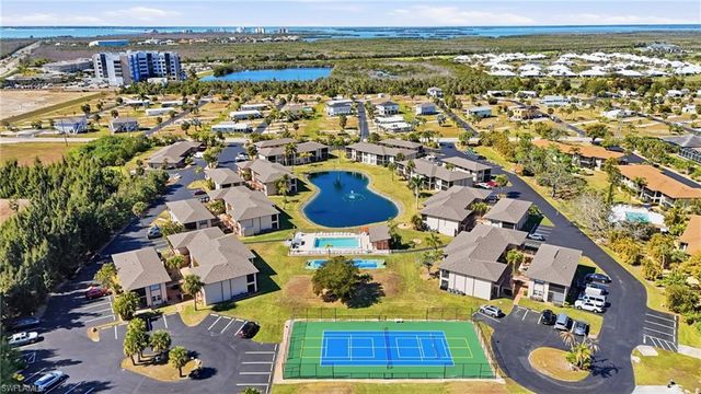 16881 Davis RD 911, Fort Myers, FL 33908