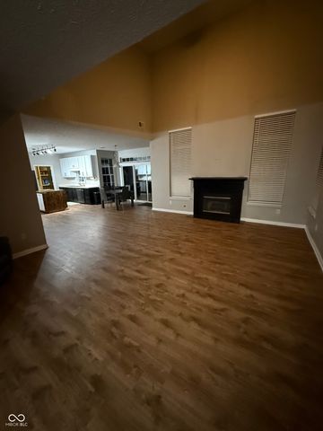 10735 Chestnut Heath Court, Noblesville, IN 46060