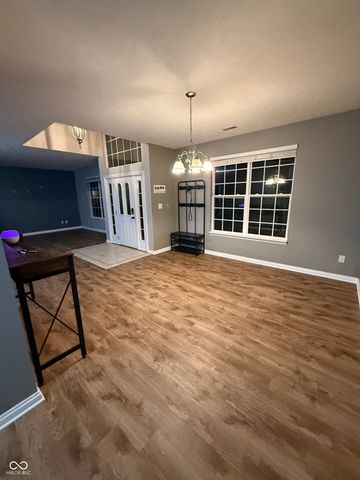 10735 Chestnut Heath Court, Noblesville, IN 46060