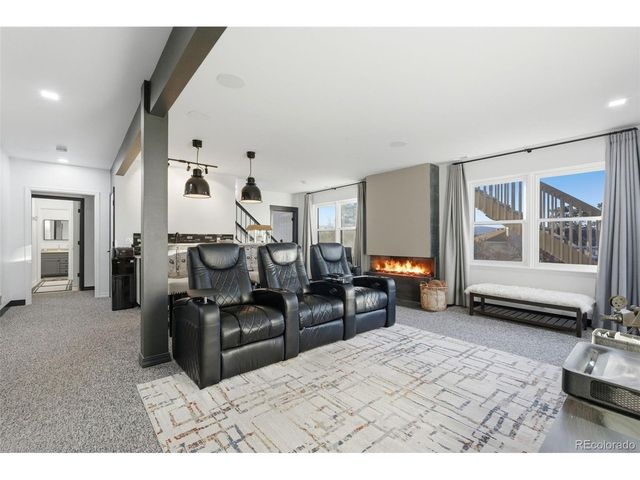 975 Woodmoor Dr, Monument, CO 80132