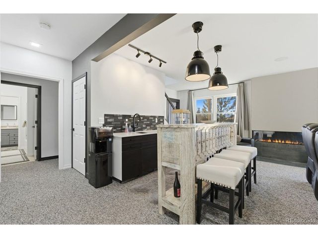 975 Woodmoor Dr, Monument, CO 80132