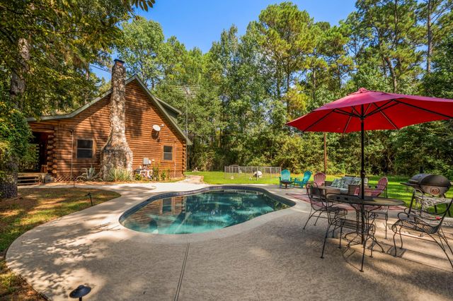 31370 Lazy Ridge Road, Waller, TX 77484