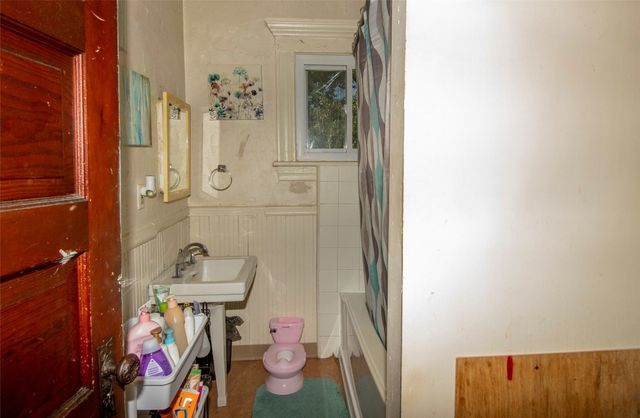 234 W 20TH Street, Erie, PA 16502