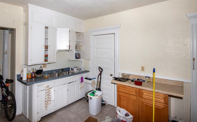 234 W 20TH Street, Erie, PA 16502