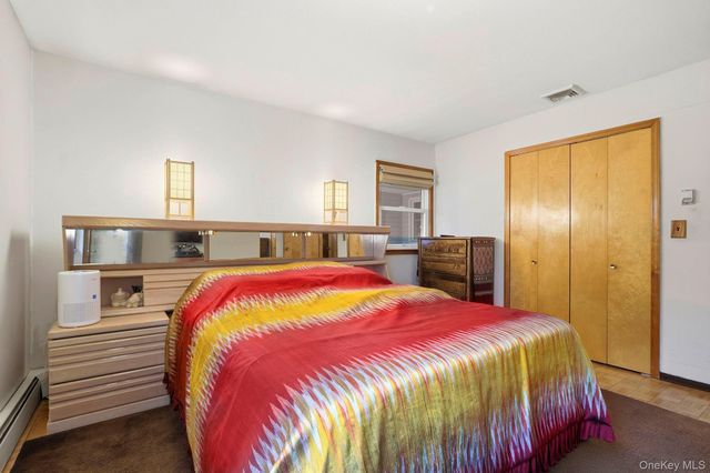 33 Fulmar Road, Mahopac, NY 10541