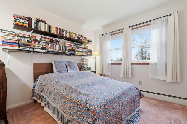 33 Fulmar Road, Mahopac, NY 10541