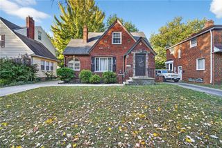 74 E 214th Street, Euclid, OH 44123