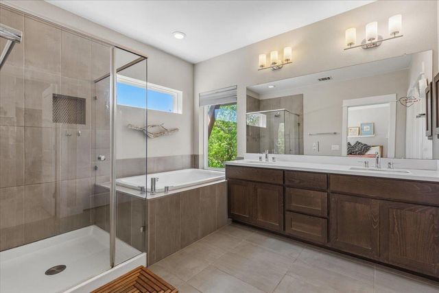 1405 Matthews LN, Austin, TX 78745