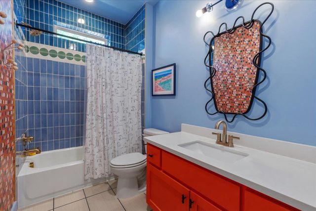 1405 Matthews LN, Austin, TX 78745