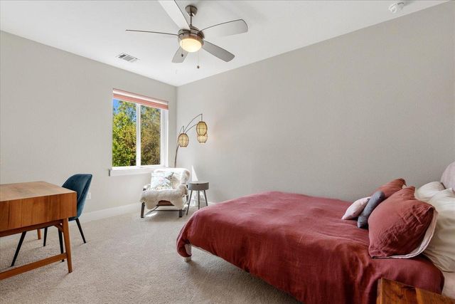 1405 Matthews LN, Austin, TX 78745