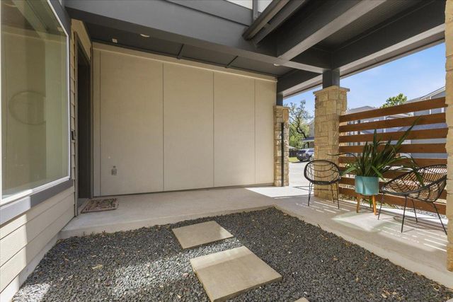 1405 Matthews LN, Austin, TX 78745