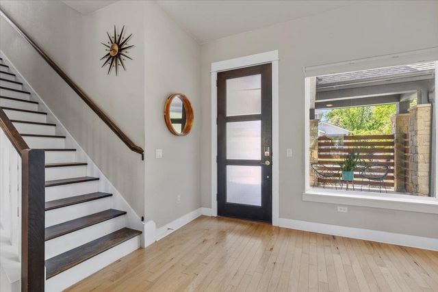 1405 Matthews LN, Austin, TX 78745