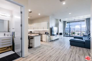 3223 W 6th Street 902, Los Angeles, CA 90020