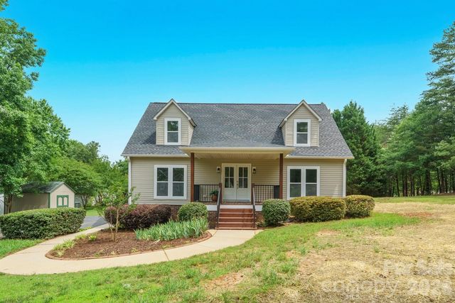 7553 Katherine Drive, Denver, NC 28037