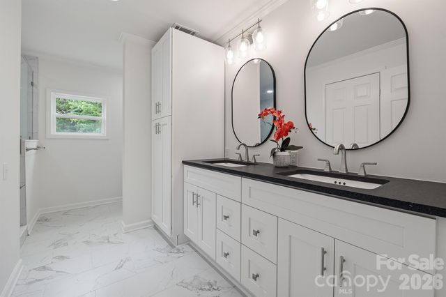 7553 Katherine Drive, Denver, NC 28037