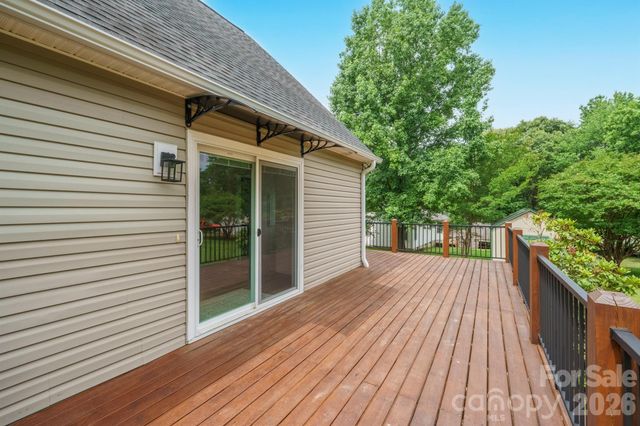 7553 Katherine Drive, Denver, NC 28037