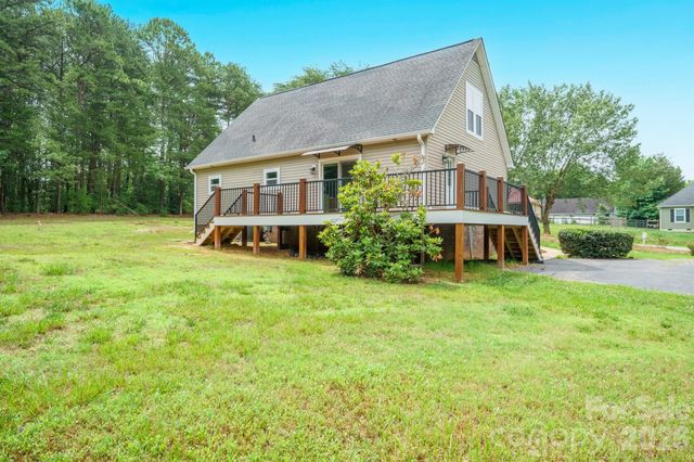 7553 Katherine Drive, Denver, NC 28037