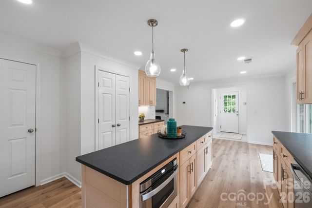 7553 Katherine Drive, Denver, NC 28037