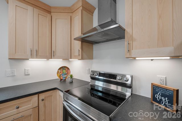 7553 Katherine Drive, Denver, NC 28037