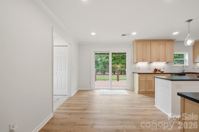 7553 Katherine Drive, Denver, NC 28037